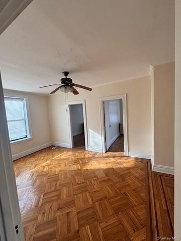 8423 14th Avenue, Brooklyn, NY 11228