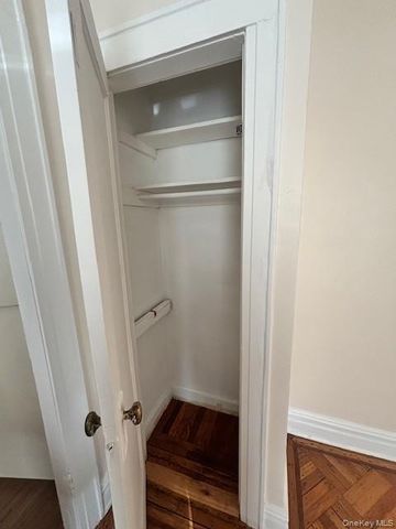 8423 14th Avenue, Brooklyn, NY 11228