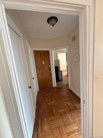 8423 14th Avenue, Brooklyn, NY 11228