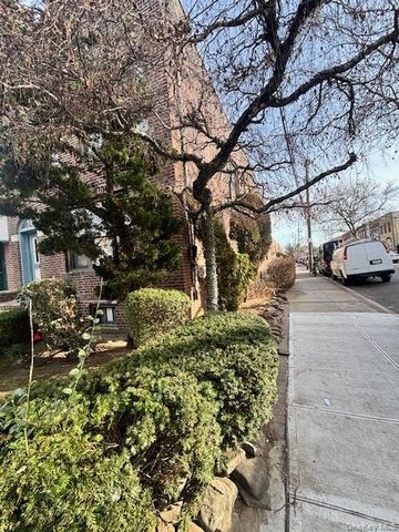 8423 14th Avenue, Brooklyn, NY 11228