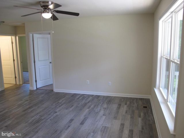 151 LORETTA DR, Colonial Beach, VA 22443
