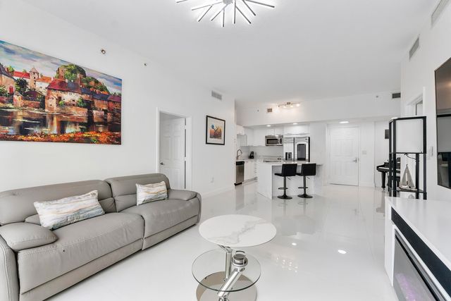 510 NW 84th Avenue 642, Plantation, FL 33324