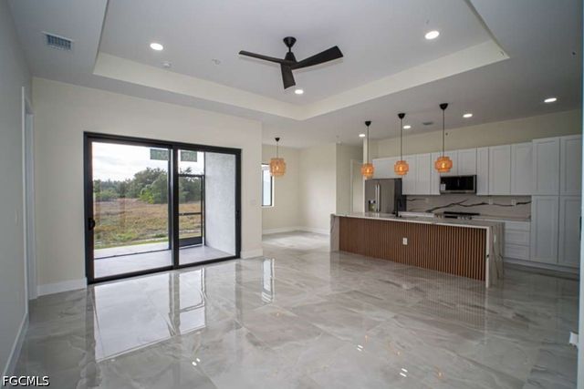 3806 E 18th ST, Lehigh Acres, FL 33972