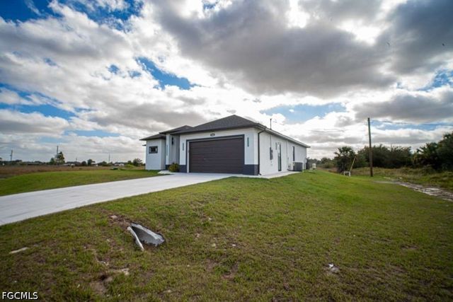3806 E 18th ST, Lehigh Acres, FL 33972
