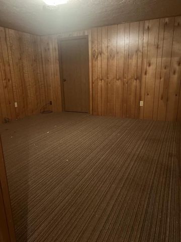 2151 WOODCREST DRIVE, Green Bay, WI 54304