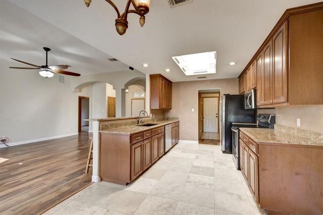 21415 Boggy Ford RD, Lago Vista, TX 78645