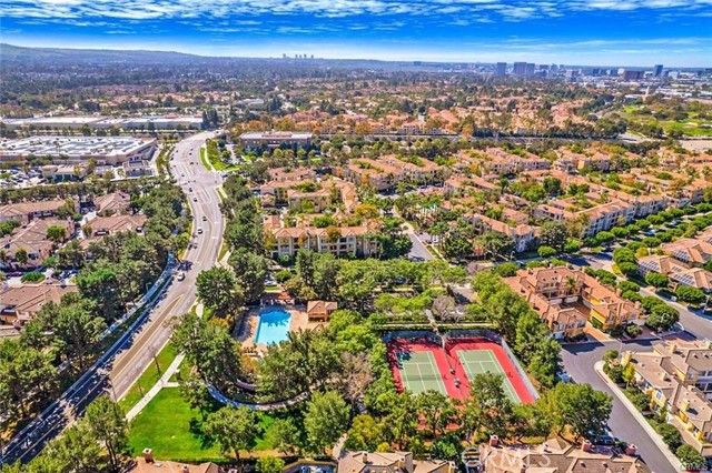 802 Marinella Aisle, Irvine, CA 92606