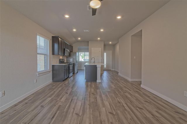 112 Halford RD, Georgetown, TX 78633