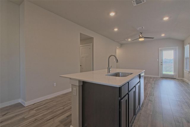 112 Halford RD, Georgetown, TX 78633