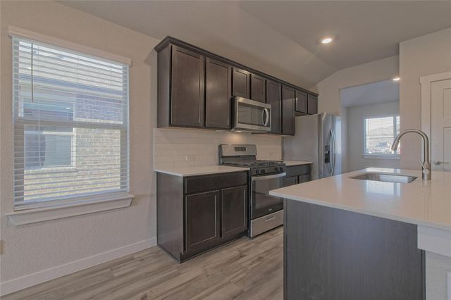 112 Halford RD, Georgetown, TX 78633