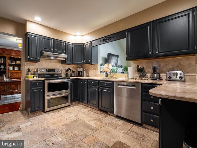 7 BUCK RUN, Mohnton, PA 19540