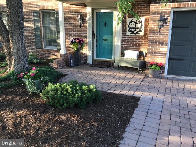 7 BUCK RUN, Mohnton, PA 19540