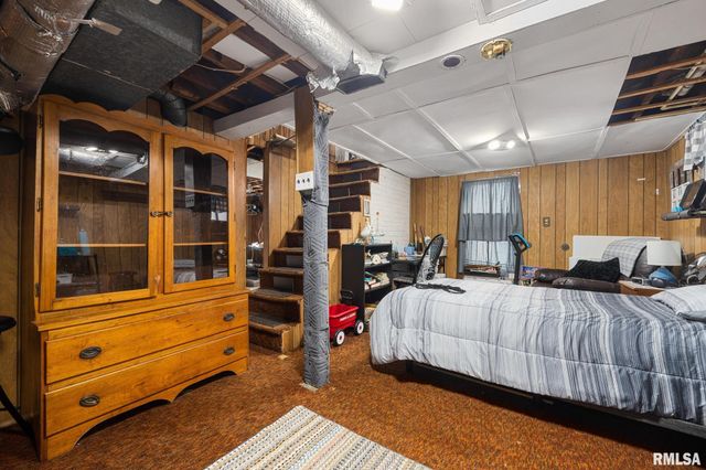 1414 BLACK Street, Pekin, IL 61554