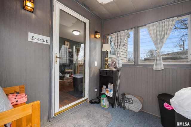 1414 BLACK Street, Pekin, IL 61554