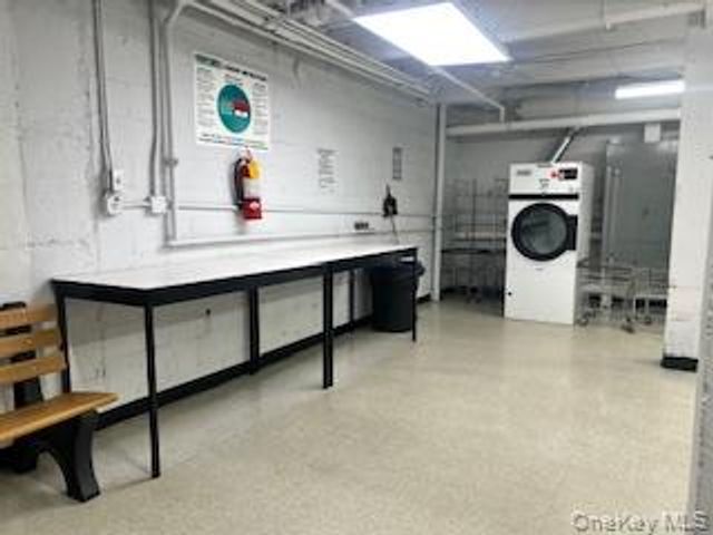 100 S. Ocean Avenue 2B, Freeport, NY 11520
