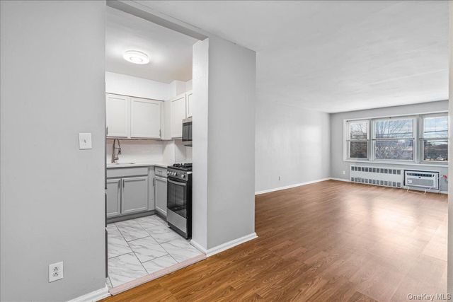100 S. Ocean Avenue 2B, Freeport, NY 11520