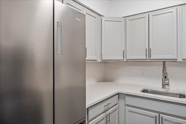 100 S. Ocean Avenue 2B, Freeport, NY 11520