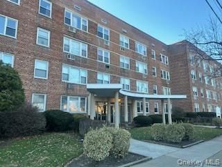 100 S. Ocean Avenue 2B, Freeport, NY 11520