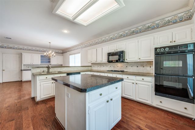 1016 Orlando Circle, Plano, TX 75075