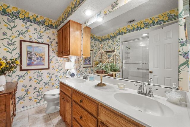 217 Harris Drive, Rockwall, TX 75087