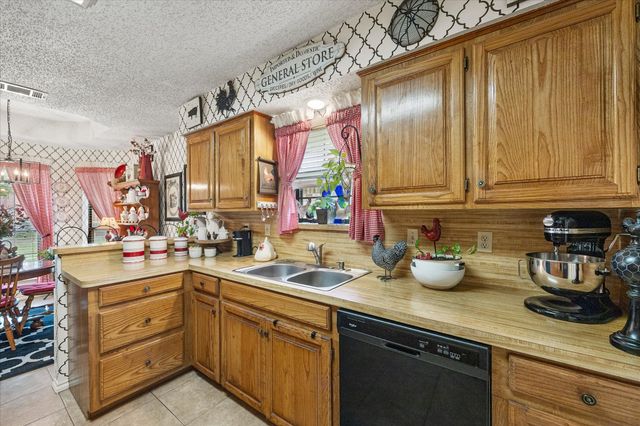 217 Harris Drive, Rockwall, TX 75087