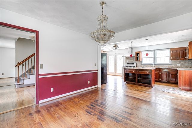 14261 Thomas Dr, Woodford, VA 22580