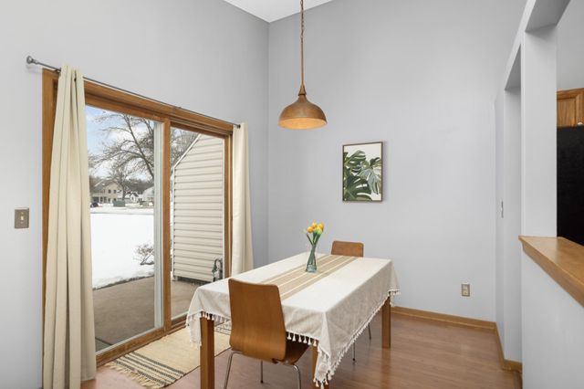 3628 Gershwin Lane N, Oakdale, MN 55128