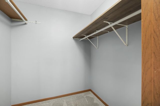 3628 Gershwin Lane N, Oakdale, MN 55128