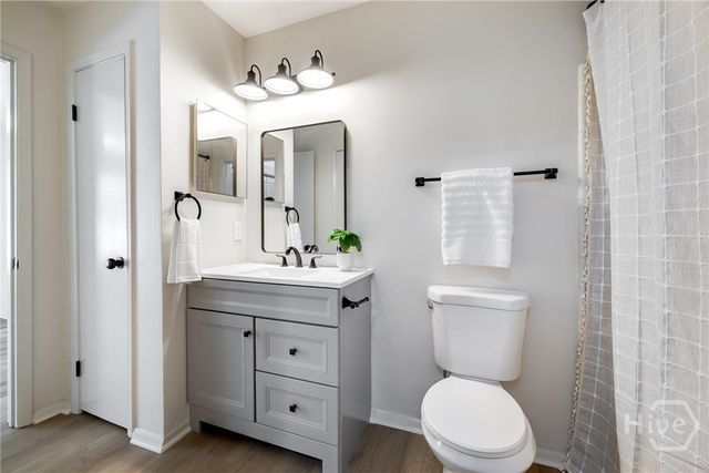 401 N Cromwell Road T-5, Savannah, GA 31410