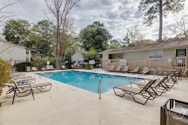 401 N Cromwell Road T-5, Savannah, GA 31410