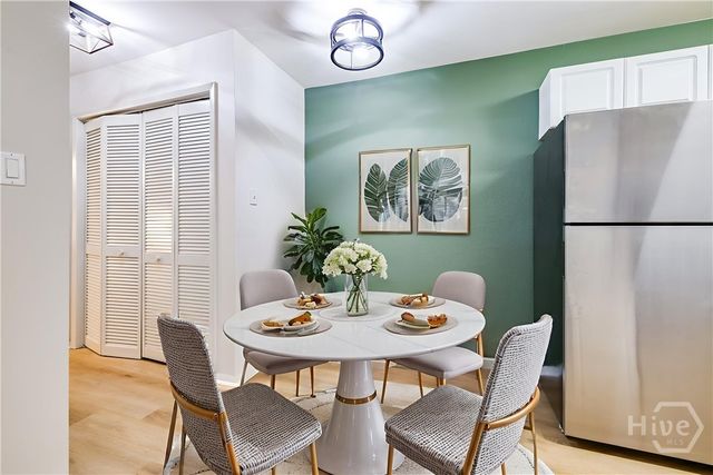 401 N Cromwell Road T-5, Savannah, GA 31410