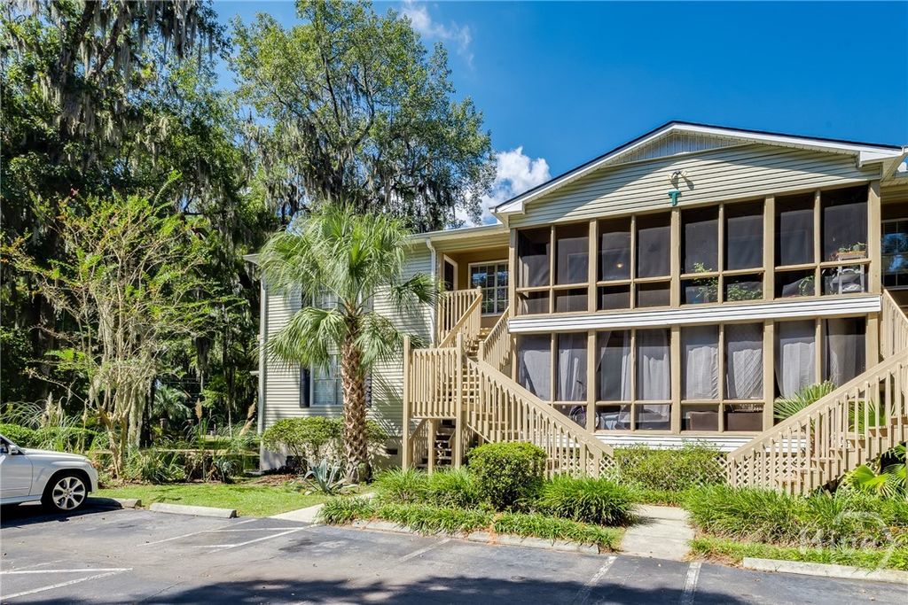 401 N Cromwell Road T-5, Savannah, GA 31410