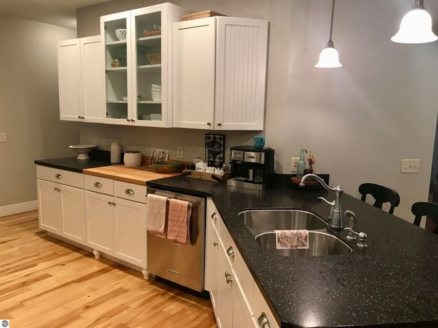 2233 Amber Lane # A, Mt Pleasant, MI 48858