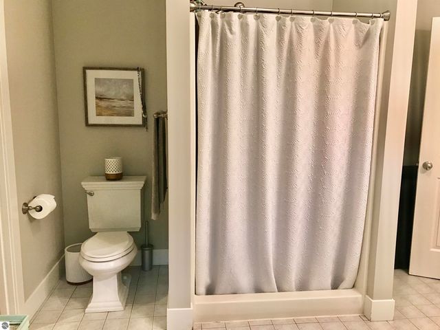 2233 Amber Lane # A, Mt Pleasant, MI 48858