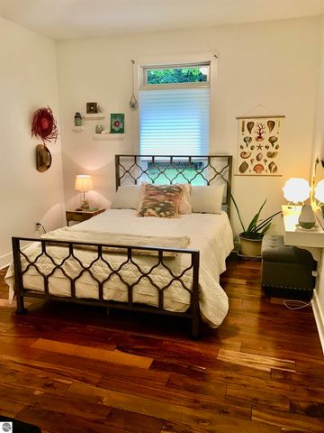 2233 Amber Lane # A, Mt Pleasant, MI 48858