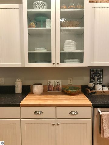 2233 Amber Lane # A, Mt Pleasant, MI 48858