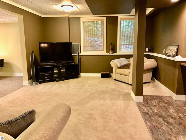 2233 Amber Lane # A, Mt Pleasant, MI 48858