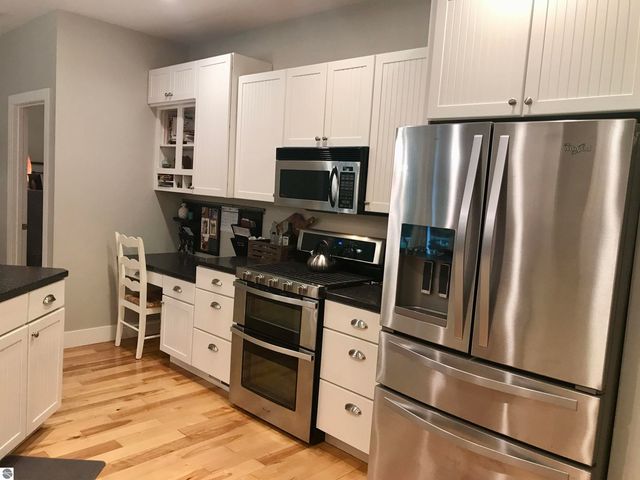 2233 Amber Lane # A, Mt Pleasant, MI 48858