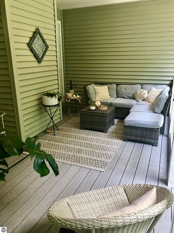 2233 Amber Lane # A, Mt Pleasant, MI 48858