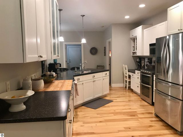 2233 Amber Lane # A, Mt Pleasant, MI 48858