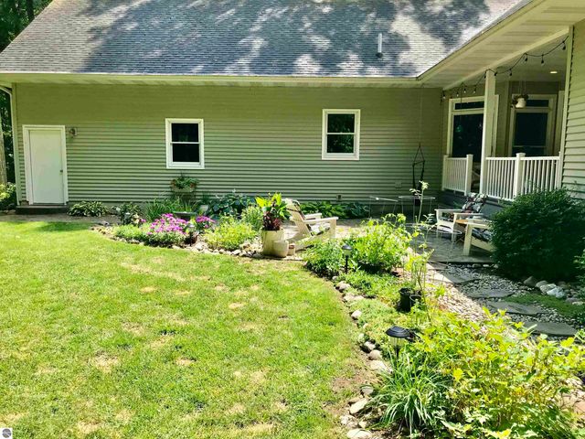 2233 Amber Lane # A, Mt Pleasant, MI 48858