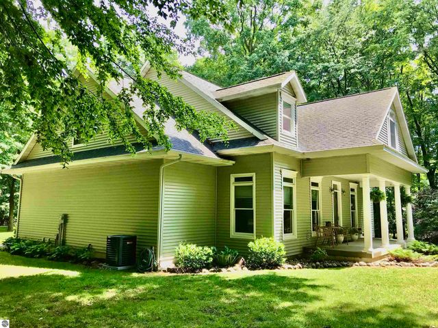 2233 Amber Lane # A, Mt Pleasant, MI 48858