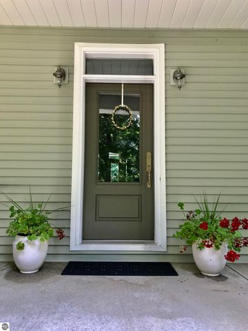 2233 Amber Lane # A, Mt Pleasant, MI 48858