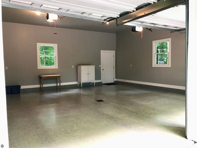 2233 Amber Lane # A, Mt Pleasant, MI 48858