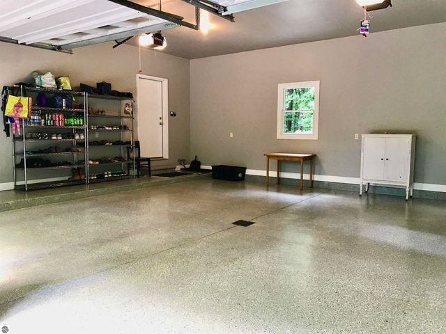 2233 Amber Lane # A, Mt Pleasant, MI 48858