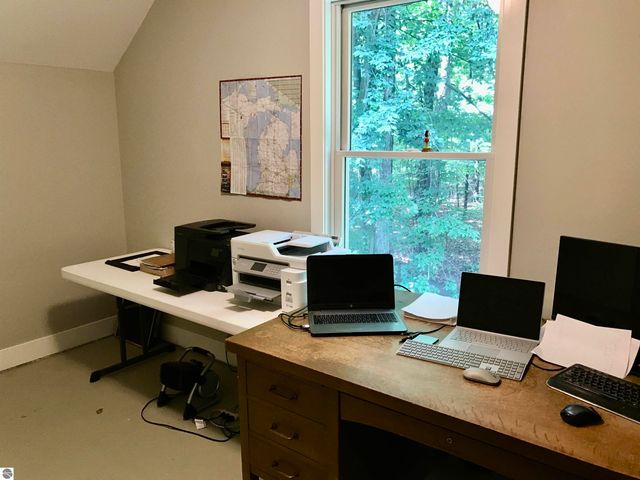 2233 Amber Lane # A, Mt Pleasant, MI 48858