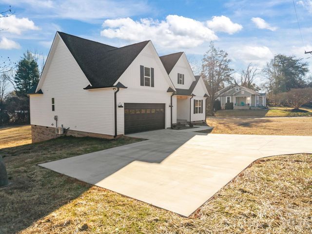 5037 Faith Road, Salisbury, NC 28146