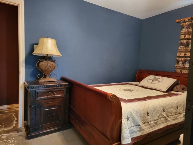 7154 E Fm 922, Valley View, TX 76272