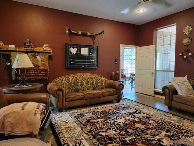 7154 E Fm 922, Valley View, TX 76272