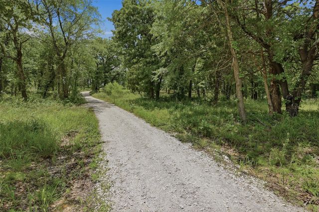 7154 E Fm 922, Valley View, TX 76272